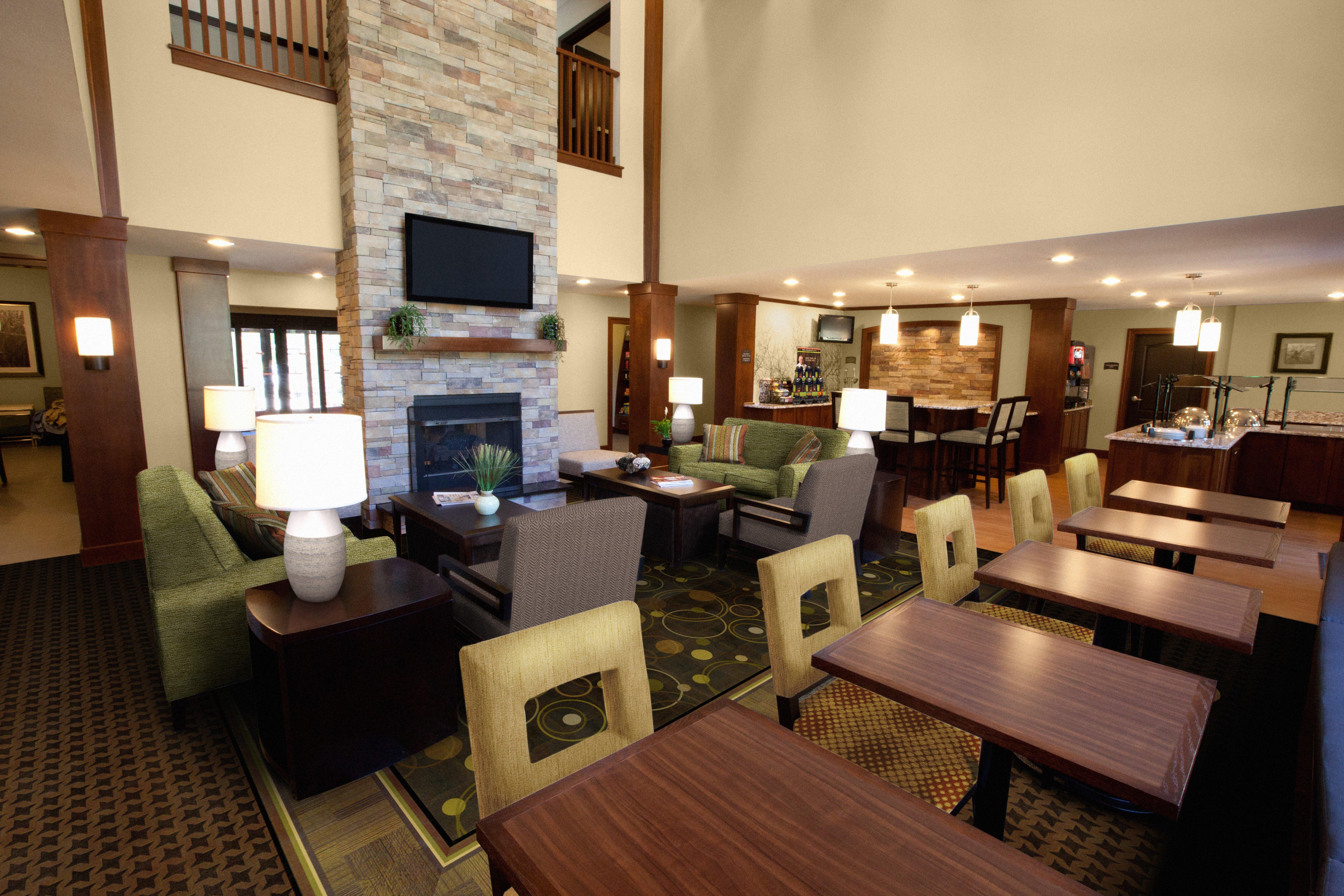 Staybridge Suites - Pittsburgh-Cranberry Township By Ihg Warrendale Exterior photo